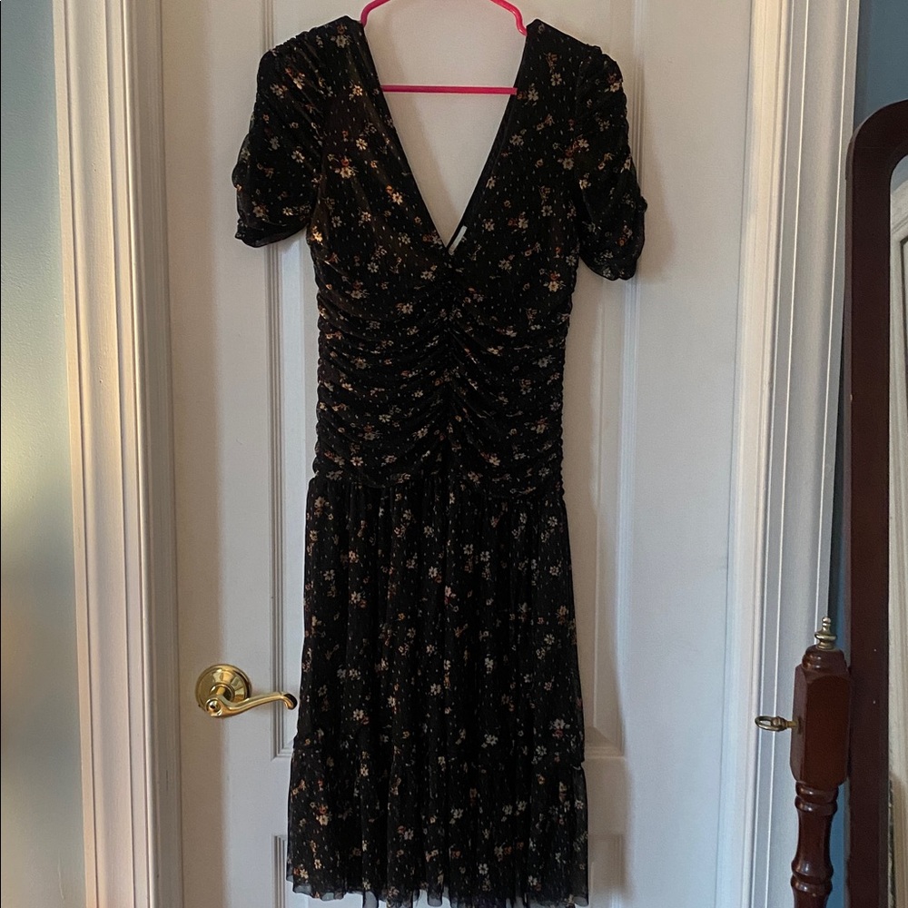 Floral Black Dress with Short Sleeves